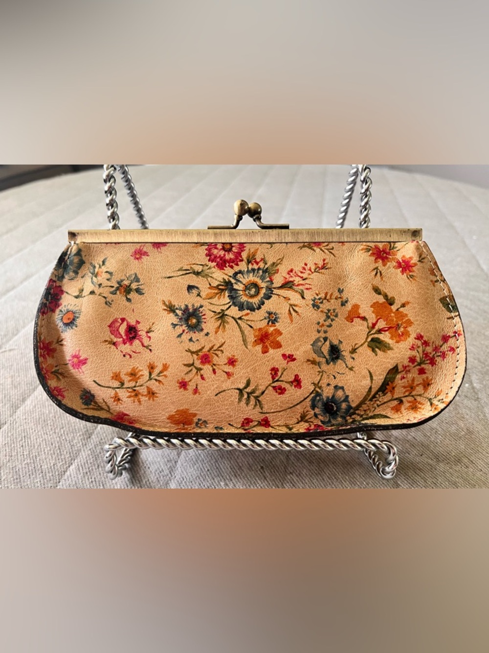 PATRICIA NASH Leather Prairie Rose Vintage Inspired Kiss Lock Wallet Exc Cond
